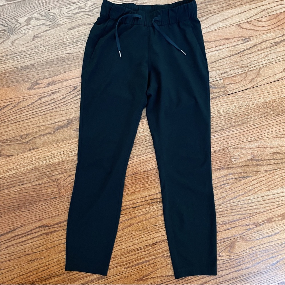 Lululemon joggers - size 2